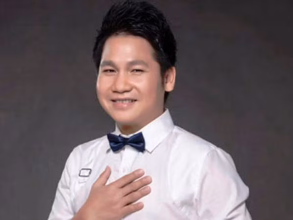 Ca sỹ Trọng Tấn: Poster in chữ "ông hoàng nhạc đỏ" là giả mạo ảnh 1