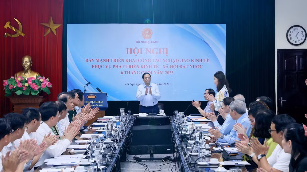 Thủ tướng: Thúc đẩy Ngoại giao Kinh tế làm động lực phát triển kinh tế ảnh 1