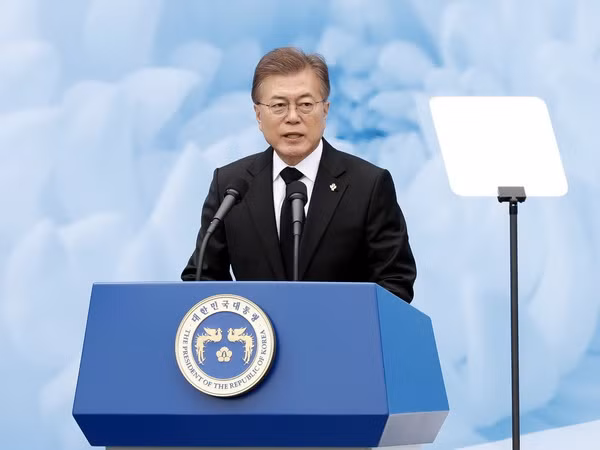 Tổng thống Hàn Quốc Moon Jae-in chỉ định 5 bộ trưởng mới ảnh 1
