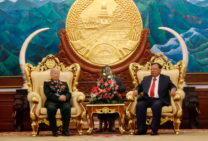 Lào đánh giá cao đóng góp của các chiến sỹ quân tình nguyện Việt Nam ảnh 1