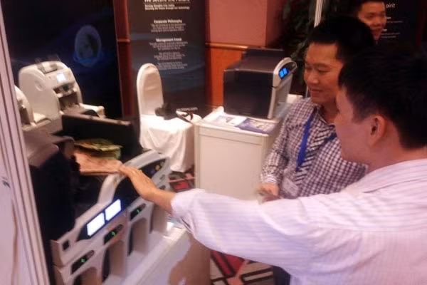 Banking Vietnam 2014: Tập trung tái cấu trúc hạ tầng công nghệ ảnh 1