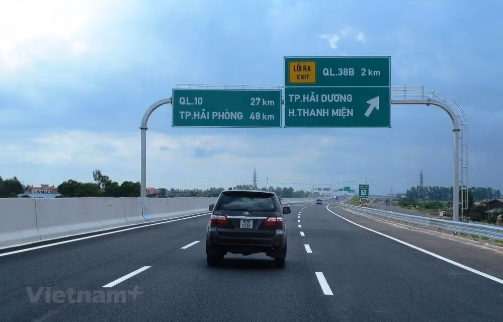 Tỷ lệ phương tiện sử dụng ETC trên cao tốc Hà Nội-Hải Phòng tăng mạnh ảnh 1