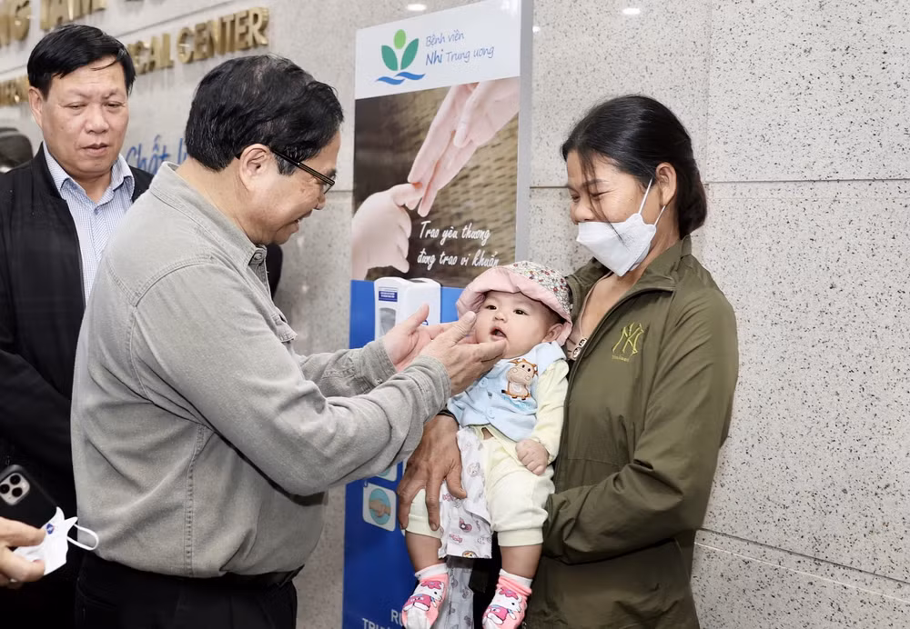 'Tránh sợ trách nhiệm và tiêu cực trong mua sắm thuốc, vật tư y tế' ảnh 2