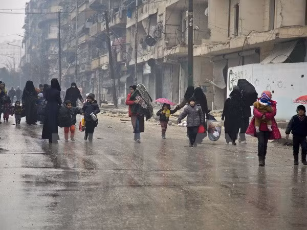 Syria: Hoàn tất 2 đợt sơ tán dân thường khỏi miền Đông Aleppo ảnh 1