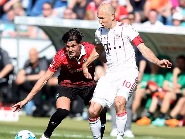 Huấn luyện viên Hanover 96: Bayern xuất sắc từ số 1 đến số 30 ảnh 2