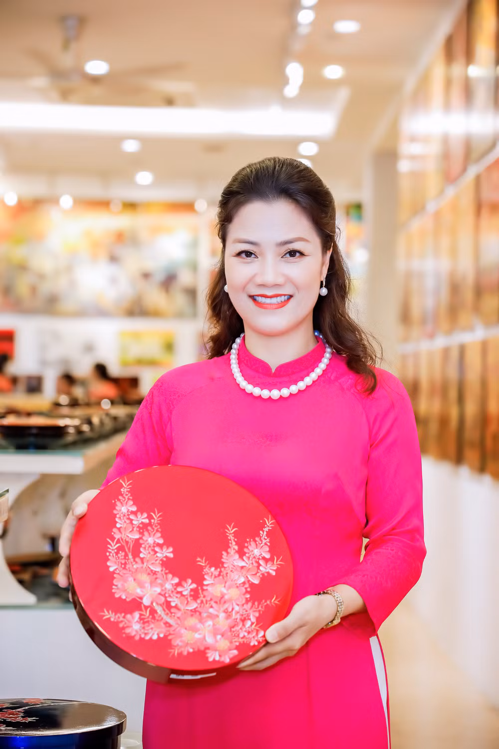 Doanh nhân Việt Nam: Những thuyền trưởng vững tay chèo trước sóng cả ảnh 2