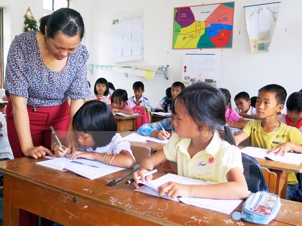 Học sinh sẽ có sách giáo khoa lớp một mới trước 15/8 ảnh 2