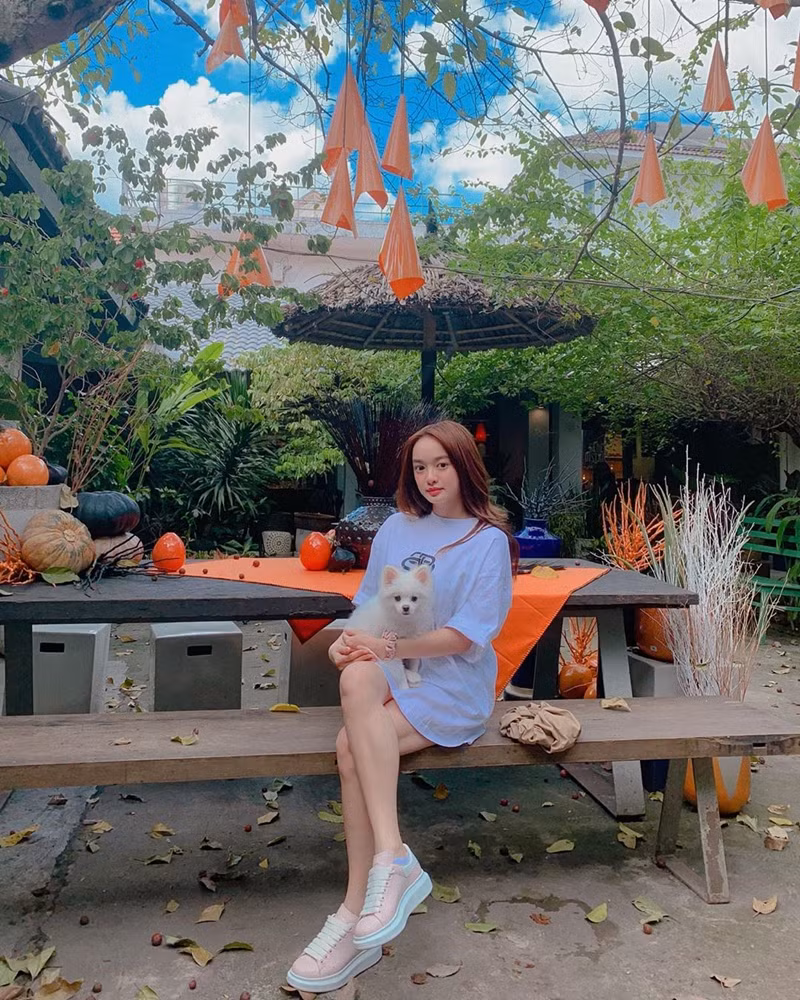 Street style đẹp mê hồn của dàn mỹ nhân Việt trong tuần qua ảnh 23