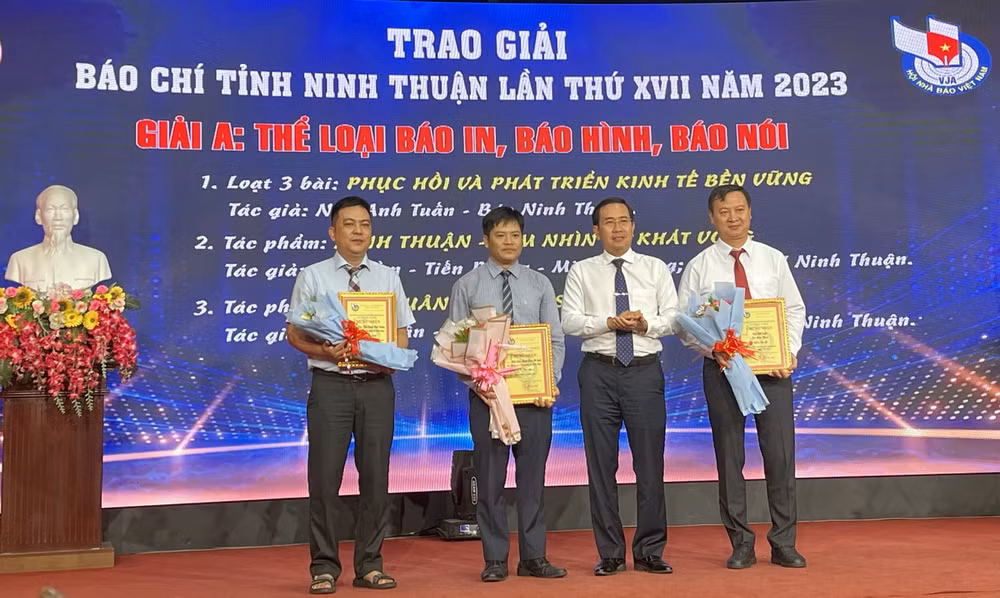 ttxvn_giai bao chi Ninh Thuan.jpg