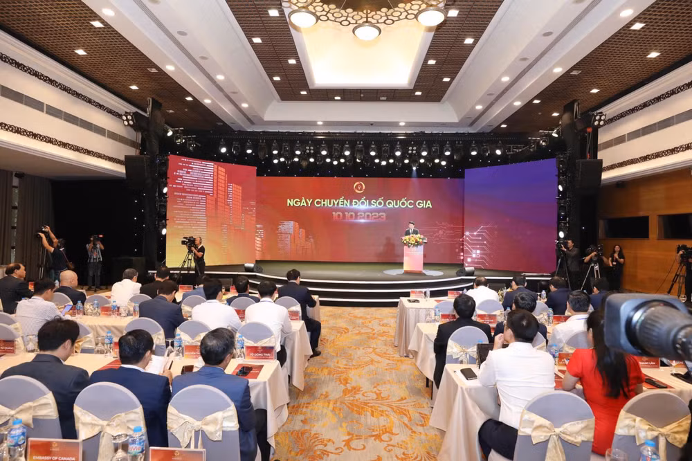 Bộ trưởng Nguyễn Mạnh Hùng: Lực lượng sản xuất mới là Công nghệ Số ảnh 2