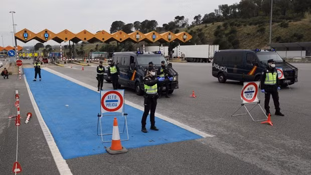 Italy và Tây Ban Nha kêu gọi EU mở cửa biên giới đồng bộ ảnh 1