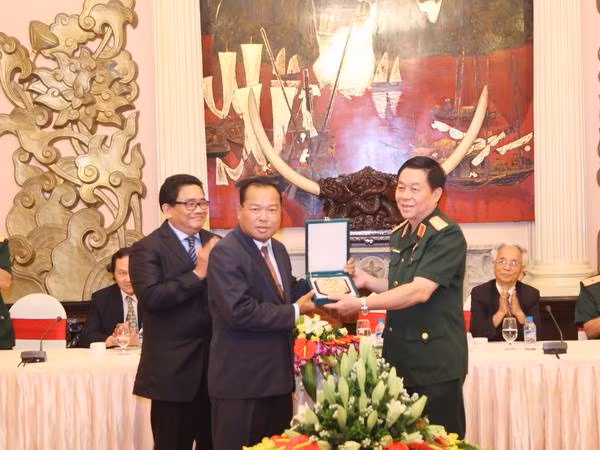 Tăng cường quan hệ đoàn kết Việt Nam-Lào-Campuchia ảnh 1