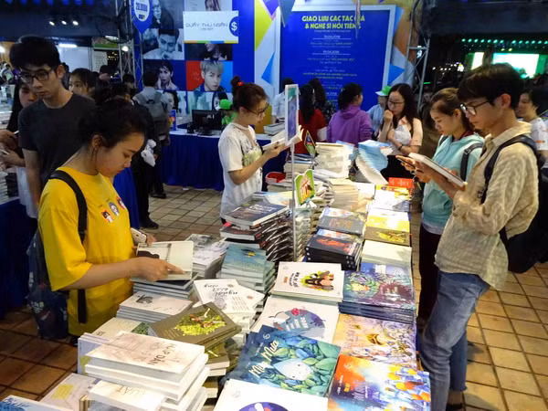 Hội sách Hải Châu-Đà Nẵng 2018 hoành tráng nhất từ trước tới nay ảnh 1
