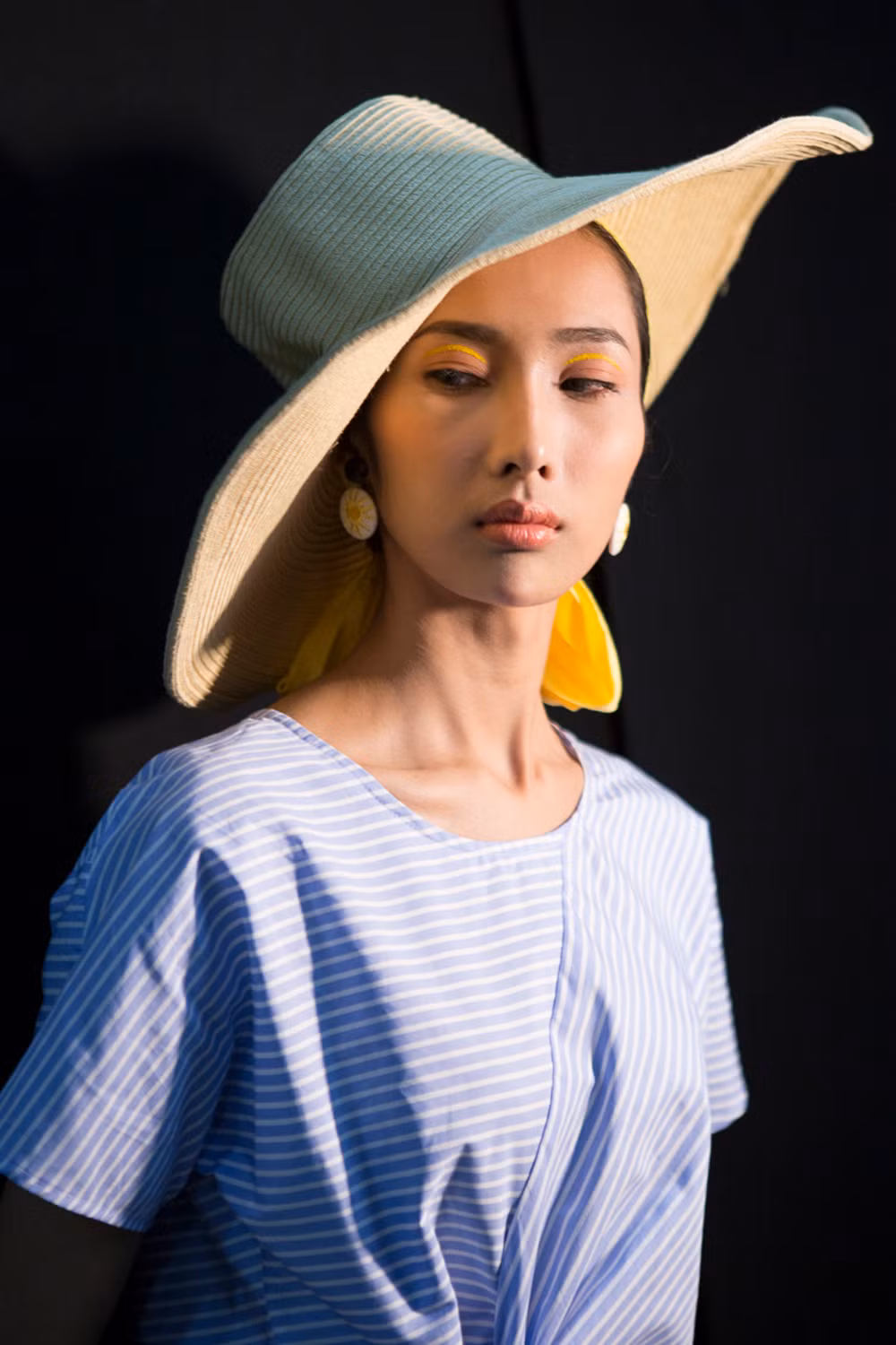 Hai xu hướng trang điểm được ưa chuộng cho mùa Xuân Hè cá tính ảnh 5