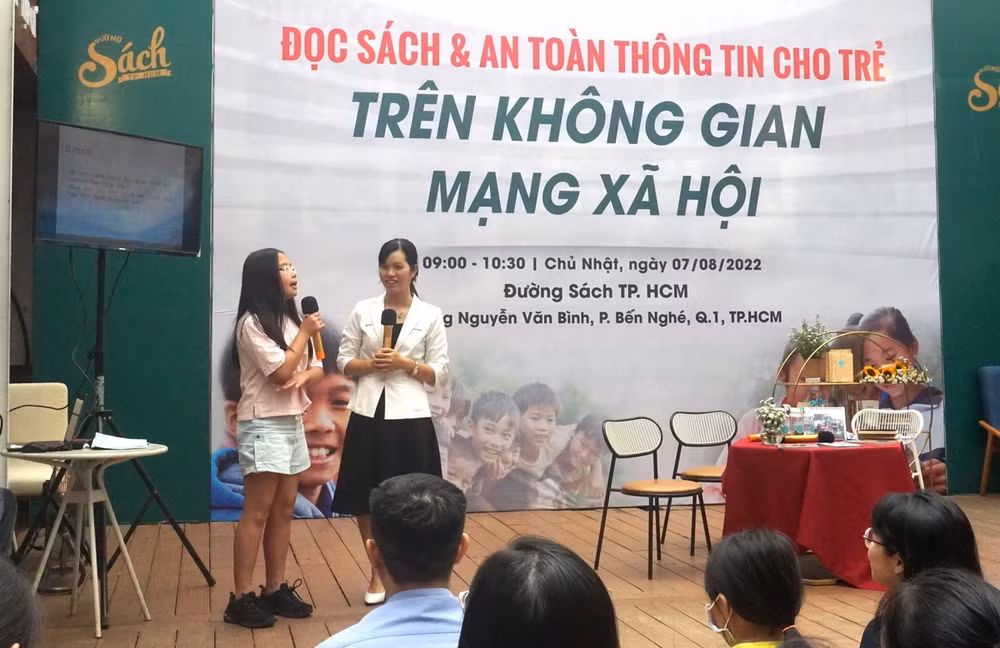 TTXVN_2706antoanmangtreem2.jpg