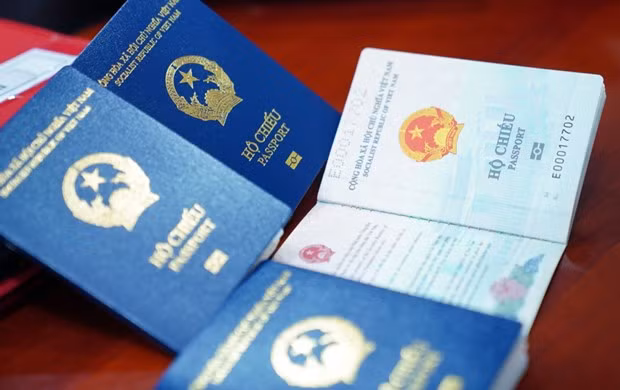 Cấp, đổi hộ chiếu: Thuận tiện thủ tục trực tuyến, nhận qua bưu điện ảnh 1