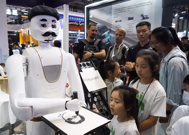 Triển vọng ứng dụng robot AI trong đời sống tại Trung Quốc ảnh 1
