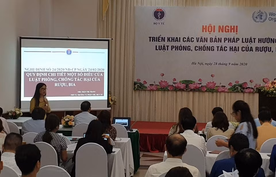 Đẩy mạnh việc thực hiện Luật phòng chống tác hại của rượu, bia ảnh 1