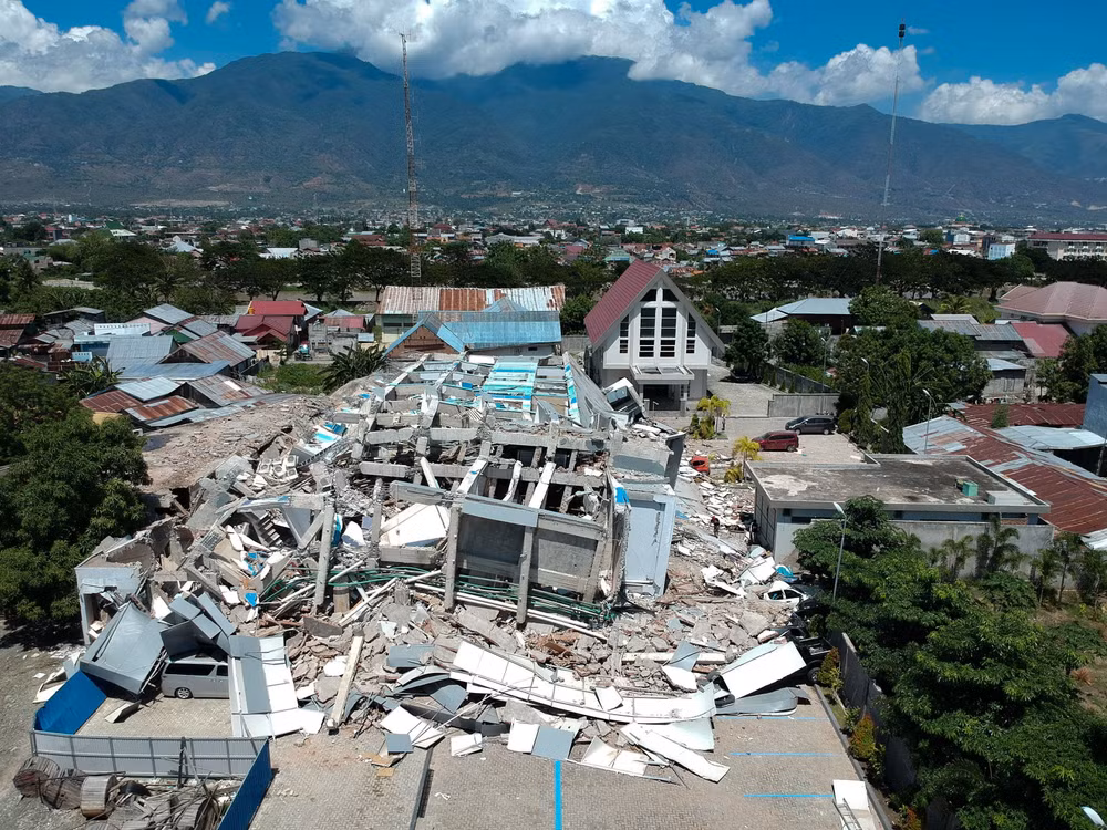 Sóng thần ở Indonesia: Dùng ảnh vệ tinh để xác định ảnh hưởng ảnh 1