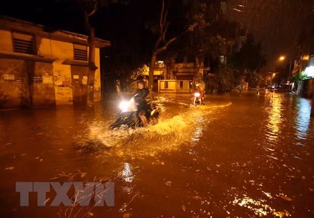 Hà Nội cảnh báo úng ngập bằng ứng dụng HSDC Maps trên điện thoại ảnh 1