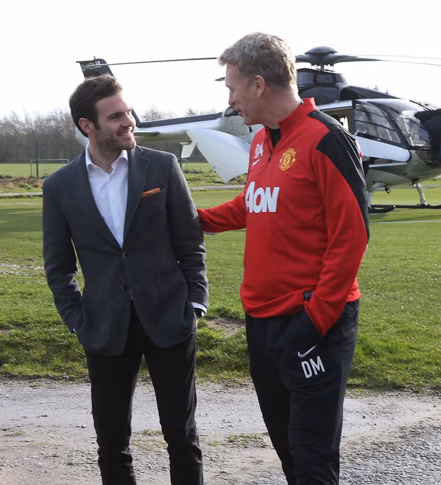 Hình ảnh đầu tiên của Juan Mata tại Manchester United ảnh 1