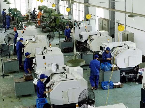 Tự động hóa ngành sản xuất, chế tạo: Nhu cầu tuyển dụng nhân lực cao? ảnh 1