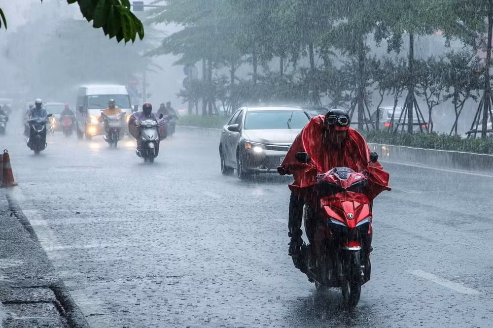Khu vực Bắc Bộ có mưa rào, đề phòng lốc sét và gió giật mạnh ảnh 1
