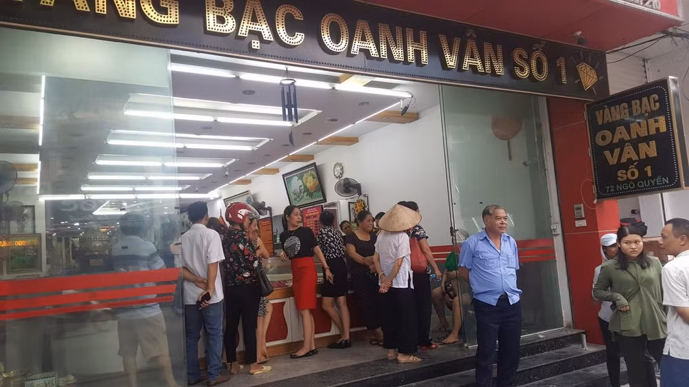 Vĩnh Phúc: Bắt tạm giam chủ cửa hàng vàng bạc lớn lừa đảo 120 tỷ đồng ảnh 2