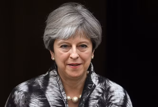 Thủ tướng Theresa May chịu sức ép thay đổi đường lối đàm phán với EU ảnh 1