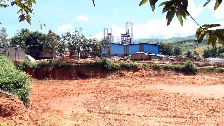 Kon Tum xử phạt cơ sở bán bã mỳ tươi chưa qua xử lý, gây ô nhiễm ảnh 1
