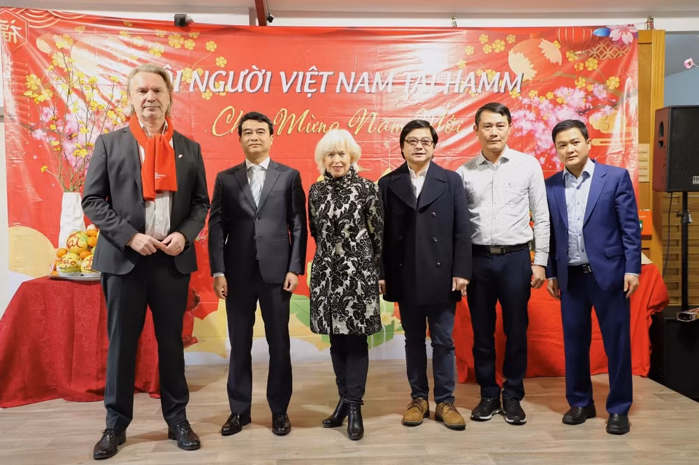 hoi nguoi viet 2.jpg