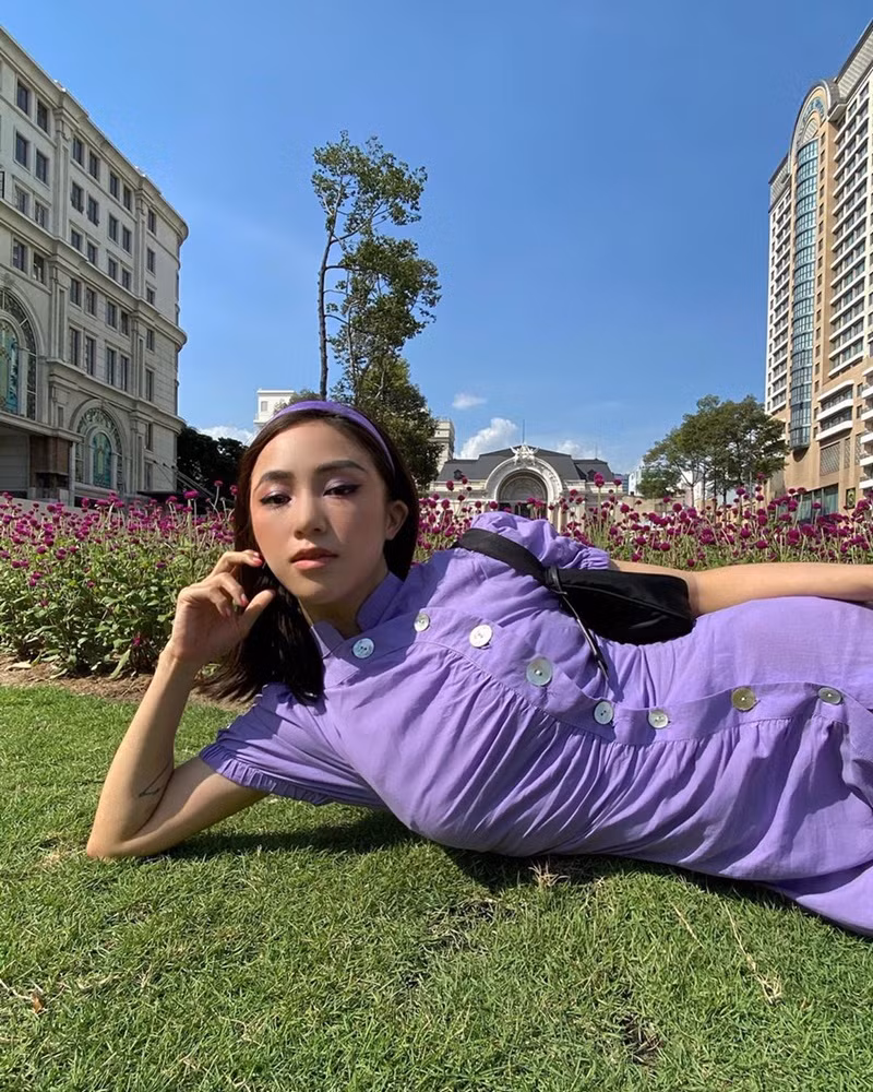 "Tan chảy" trước street style nữ tính, ngọt ngào của dàn sao Việt ảnh 13