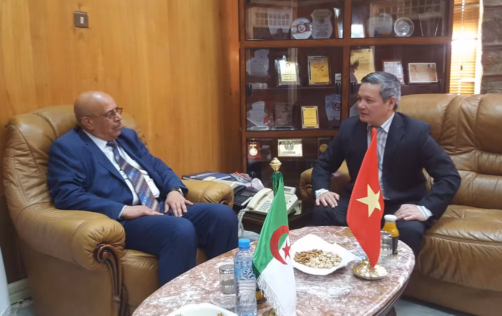Việt Nam-Algeria tăng cường hợp tác kinh tế giữa các địa phương ảnh 1