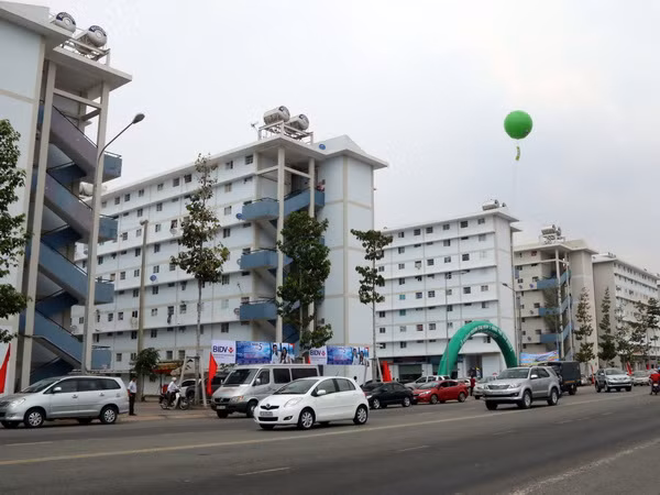 Có ít dự án giá rẻ và nhà ở xã hội được khởi công mới ảnh 1