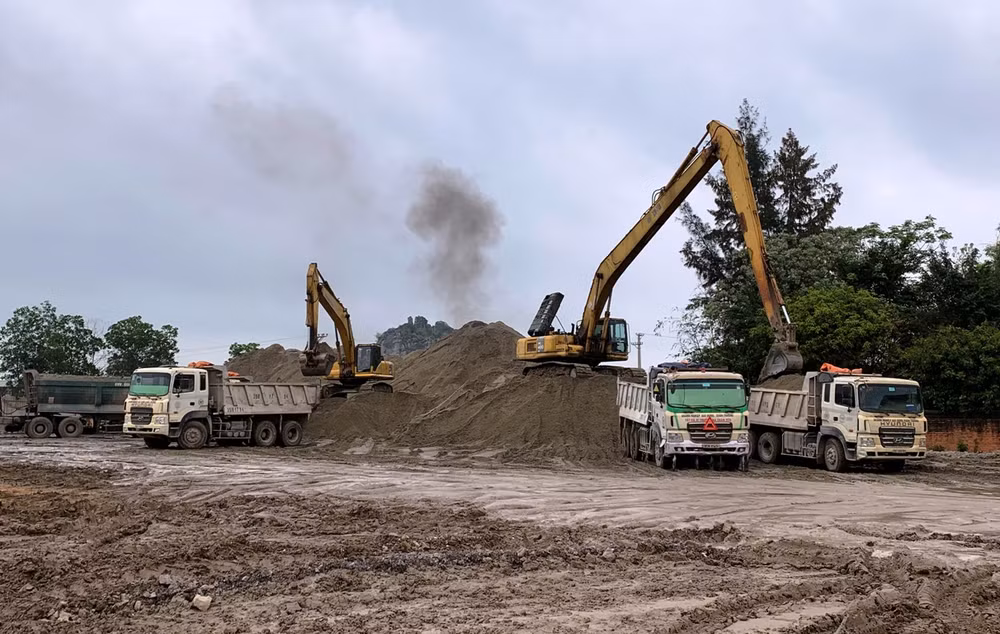 Bộ GTVT phân trần lý do dự án Cao tốc Bắc-Nam bị chậm tiến độ ảnh 1