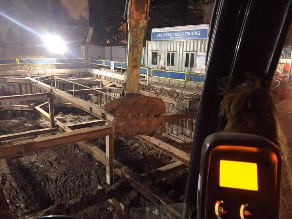 Hà Nội: Phát hiện bom tại công trình xây dựng trên phố Cửa Bắc ảnh 1