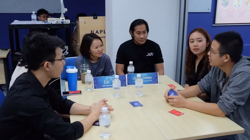 sinh vien VN tai Singapore2.jpg