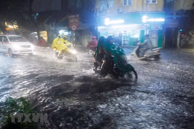 Dịp nghỉ Lễ 2/9, Bắc Bộ có mưa rào, Nam Bộ ngày nắng đêm có mưa ảnh 1