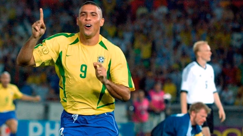 Ronaldo "béo" nói gì về thảm bại 1-7 của Brazil trước tuyển Đức? ảnh 5