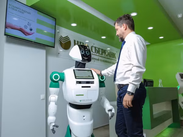 Ngân hàng Nga áp dụng nhận diện khách hàng bằng vân tay và tĩnh mạch ảnh 1