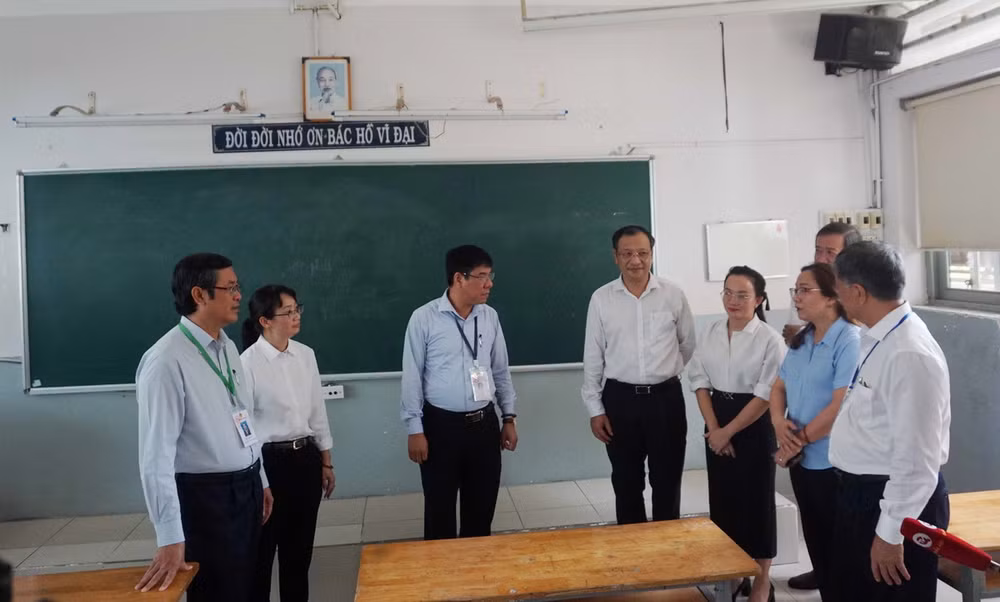 ttxvn_chuan_bi_ky_thi_tot_nghiep_thpt_tai_thanh_pho_ho_chi_minh_1506.jpg