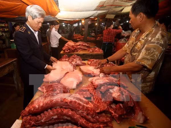 Hà Nội quyết không để thực phẩm bẩn lưu thông trên thị trường ảnh 1