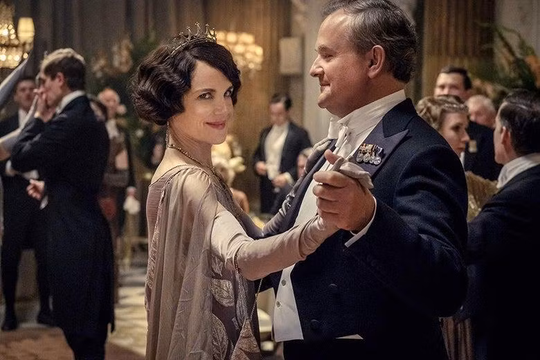 Phiên bản điện ảnh 'Downton Abbey' đánh bại phim của Brad Pitt ảnh 1