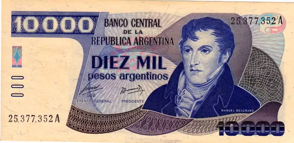 Argentina kiểm soát ngoại tệ, chặn buôn bán đồng USD trên chợ đen ảnh 1