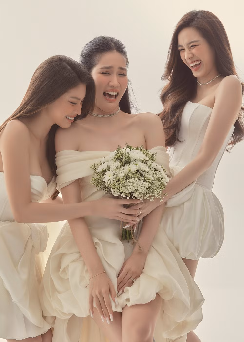 Á hậu Phương Anh hé lộ ảnh cưới ngọt ngào với doanh nhân trẻ ảnh 4