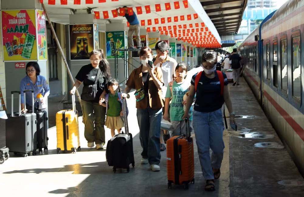 ttxvn nguoi dan HN nghi le.jpg