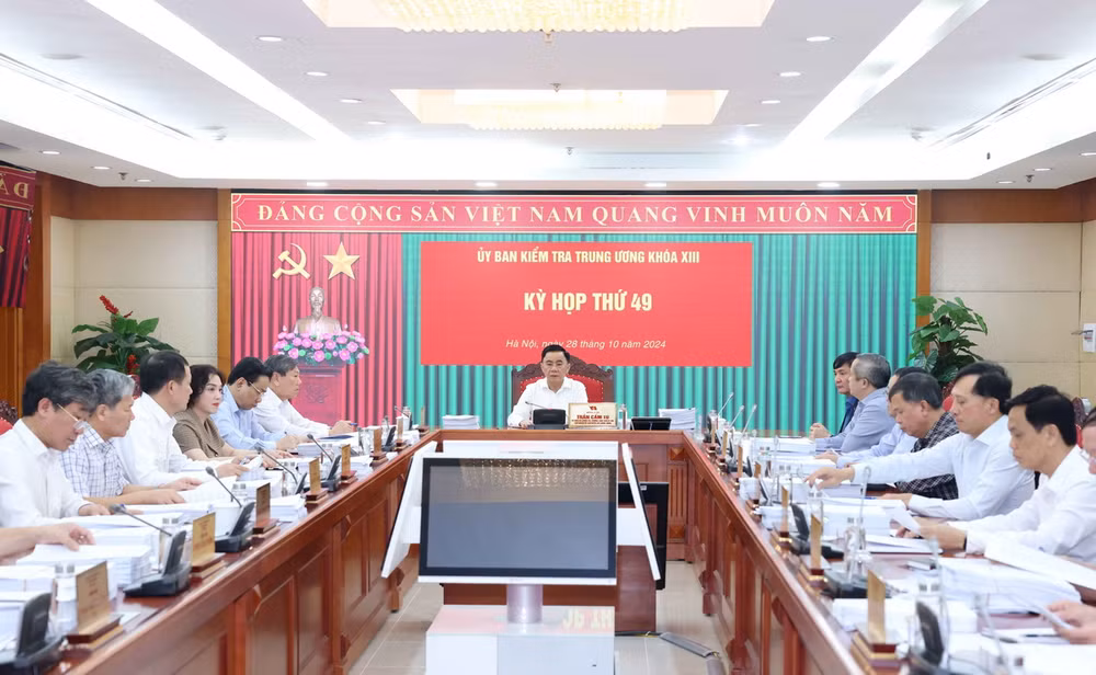 ttxvn_uy ban kiem tra trung uong (3).jpg