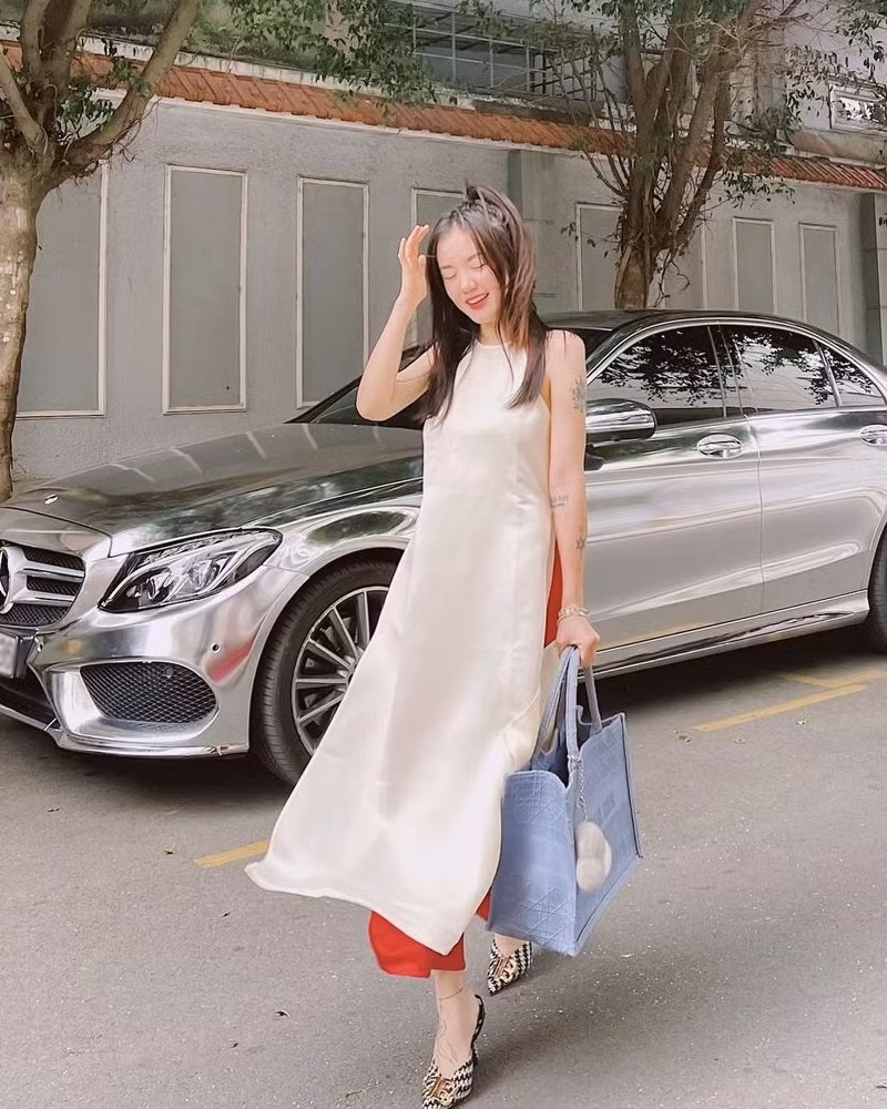 Mãn nhãn với street style xuất hành đầu Xuân của dàn mỹ nhân Việt ảnh 30