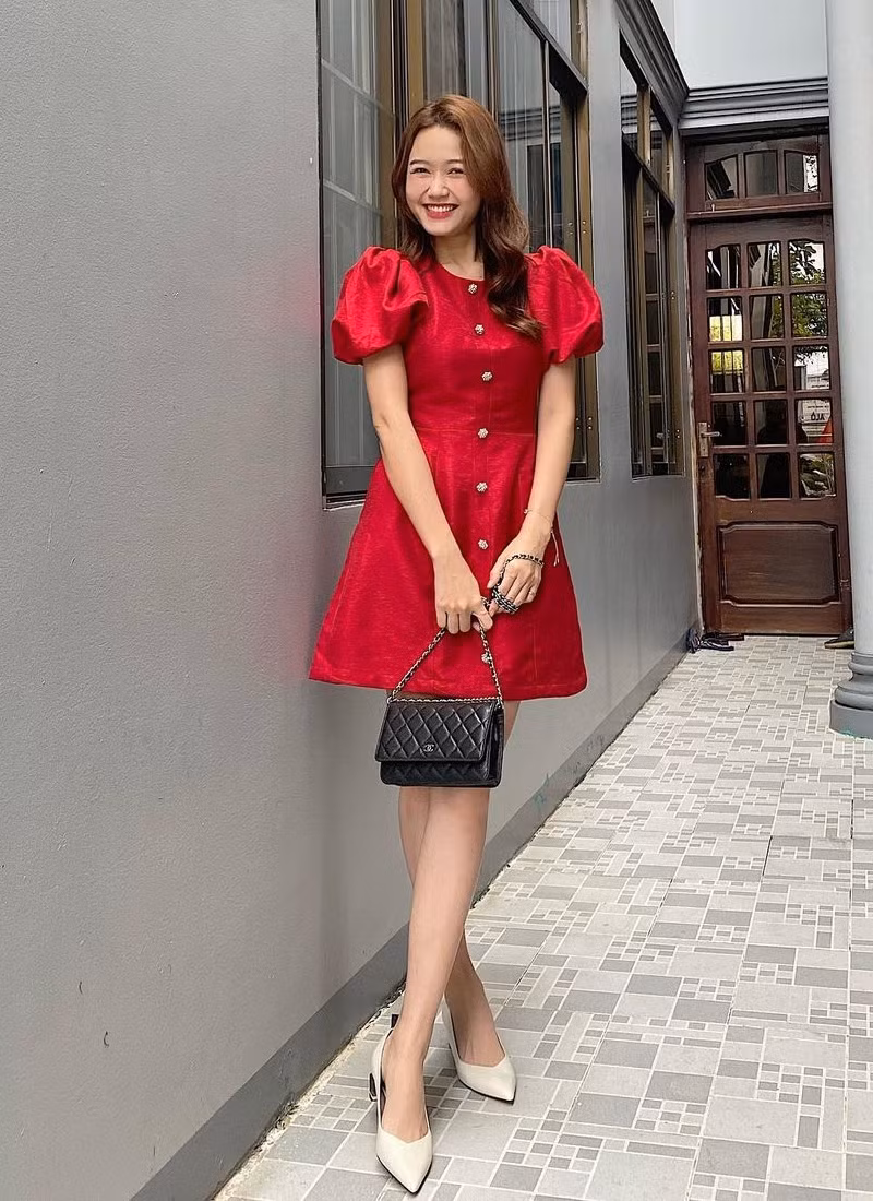 Mãn nhãn với street style xuất hành đầu Xuân của dàn mỹ nhân Việt ảnh 12