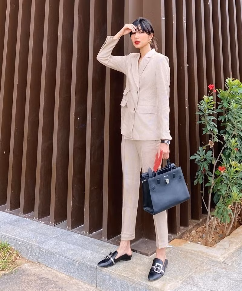 Mãn nhãn với street style xuất hành đầu Xuân của dàn mỹ nhân Việt ảnh 15